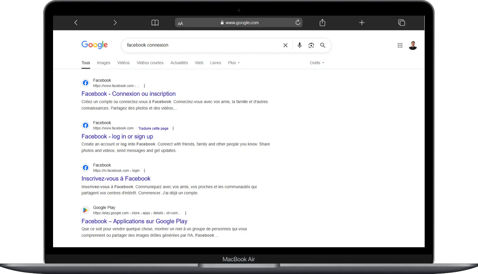 SERP Google avec intention navigationnelle - Requête : facebook connexion
